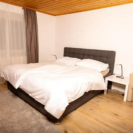 L&p Gerlitzen & Pool - Haus Enzian Apartment *